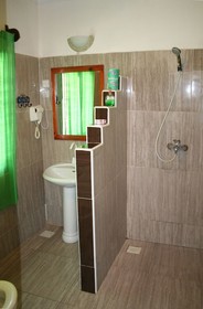 Moonshine Uroa Boutique Hotel
