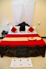Forodhani Park Hotel