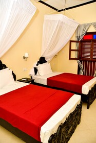 Forodhani Park Hotel