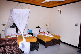 Forodhani Park Hotel