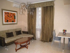 Club City Center Apartments