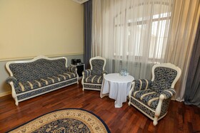 Guest House 1812