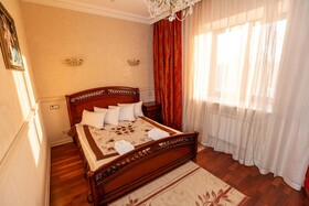 Guest House 1812