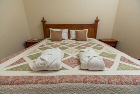 Guest House 1812