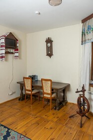 Guest House 1812