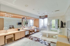 Hyatt Regency Kiev