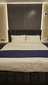 Grik Hotel - Entebbe