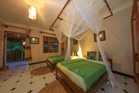 Papyrus Guesthouse Entebbe