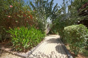 Papyrus Guesthouse Entebbe