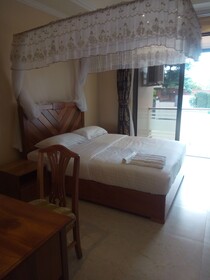 Emmaus Guesthouse Kampala