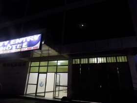 City Entry Hotel