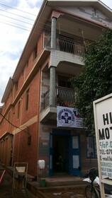 Highway Motel