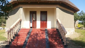Parkside Safari Lodge