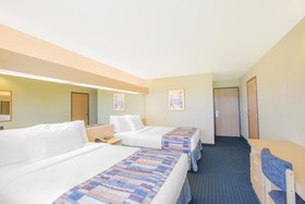 Microtel Inn & Suites by Wyndham Albertville