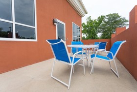 Holiday Inn Express & Suites Athens