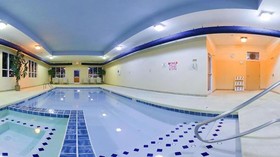 Holiday Inn Express & Suites Athens