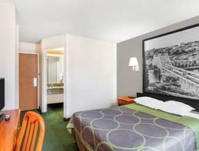 Super 8 by Wyndham Athens