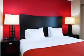 Holiday Inn Express Atmore