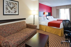Holiday Inn Express Atmore