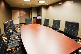 Holiday Inn Express Atmore