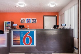 Motel 6 Attalla AL