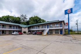 Motel 6 Attalla AL