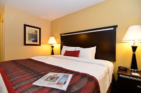Best Western Plus Bessemer Hotel & Suites