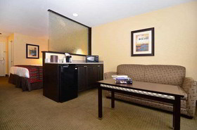 Best Western Plus Bessemer Hotel & Suites