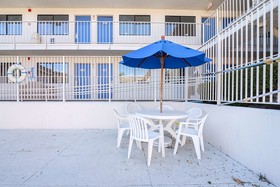 Motel 6 Birmingham Bessemer