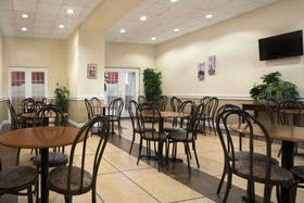 Days Inn by Wyndham Birmingham Vestavia Hills