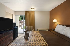 Days Inn by Wyndham Birmingham Vestavia Hills