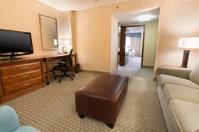 Drury Inn & Suites Birmingham Lakeshore Drive