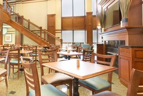 Drury Inn & Suites Birmingham Lakeshore Drive