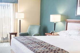 Drury Inn & Suites Birmingham Lakeshore Drive