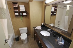 Hampton Inn Birmingham Colonnade