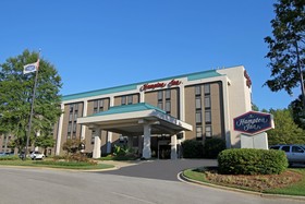 Hampton Inn Birmingham Colonnade