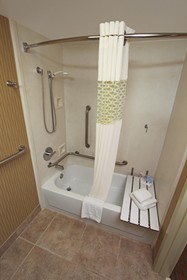Hampton Inn Birmingham Colonnade