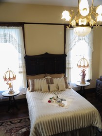 Hassinger Daniels Mansion Guest House