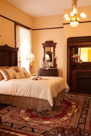Hassinger Daniels Mansion Guest House