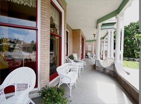 Hassinger Daniels Mansion Guest House