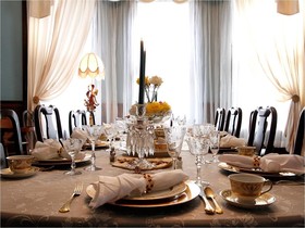 Hassinger Daniels Mansion Guest House