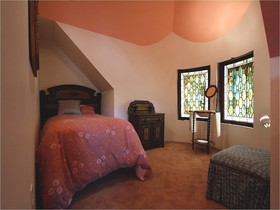 Hassinger Daniels Mansion Guest House
