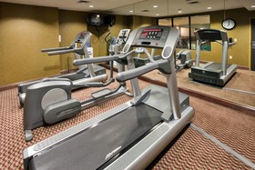 Holiday Inn Express & Suites Birmingham - Inverness 280