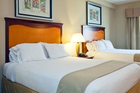 Holiday Inn Express & Suites Birmingham - Inverness 280