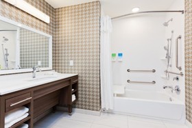 Home2 Suites Birmingham Colonnade