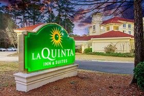 La Quinta Inn & Suites by Wyndham Birmingham Hoover
