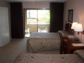 Rime Garden Inn & Suites