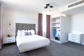 The Kelly Birmingham, Tapestry Collection by Hilton