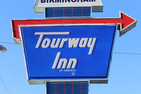Tourway Inn