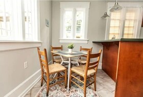 Trendy Lakeview Craftsman